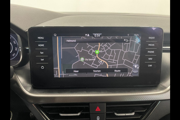 Škoda Kamiq 1.0 TSI Clever Aut Business Pakket Rijassisent Inductielader Navi Apple Carplay Amundsen Speakers Adaptieve Led Koplampen