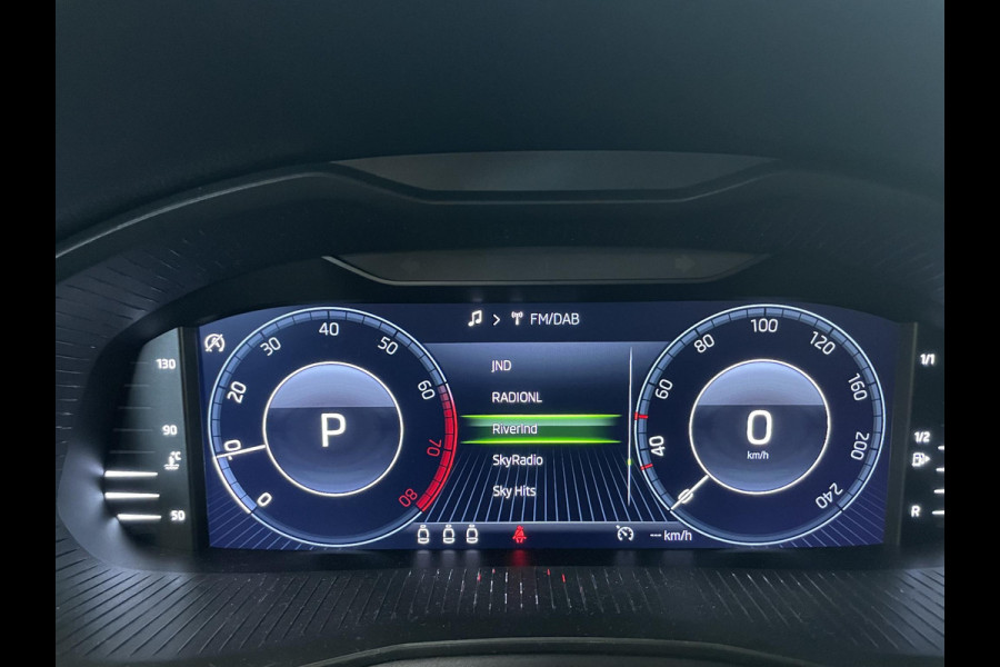 Škoda Kamiq 1.0 TSI Clever Aut Business Pakket Rijassisent Inductielader Navi Apple Carplay Amundsen Speakers Adaptieve Led Koplampen