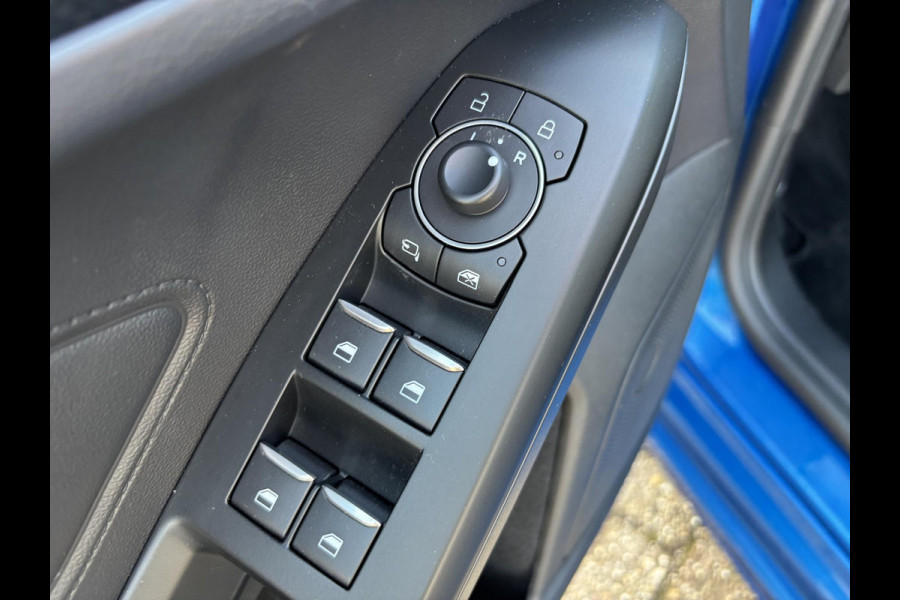 Ford FOCUS Wagon 1.5 EcoBlue ST Line Diesel Automaat! | Panoramadak | Winter Pack | Camera | BTW verrekenbaar