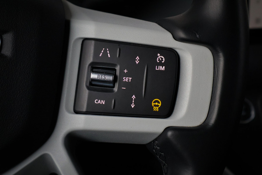 Land Rover Defender 110 P400e 110 SE | 22" | ADAPTIVE CRUISE | BLACK PACK | COMFORT PACK | COLD CLIMATE PACK | OFF-ROAD PACK | HEAD-UP | CLEARSIGHT