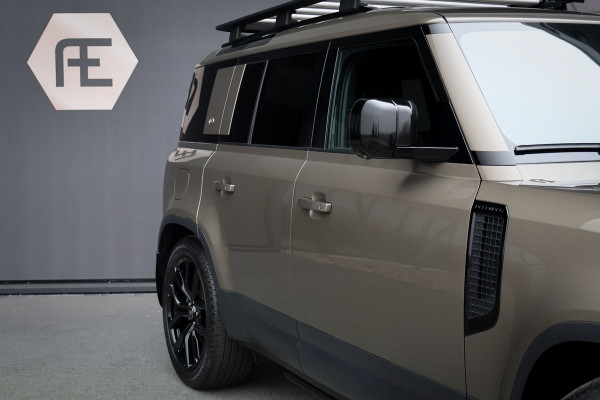 Land Rover Defender 110 P400e 110 SE | 22" | ADAPTIVE CRUISE | BLACK PACK | COMFORT PACK | COLD CLIMATE PACK | OFF-ROAD PACK | HEAD-UP | CLEARSIGHT