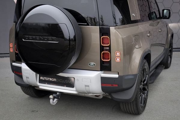 Land Rover Defender 110 P400e 110 SE | 22" | ADAPTIVE CRUISE | BLACK PACK | COMFORT PACK | COLD CLIMATE PACK | OFF-ROAD PACK | HEAD-UP | CLEARSIGHT