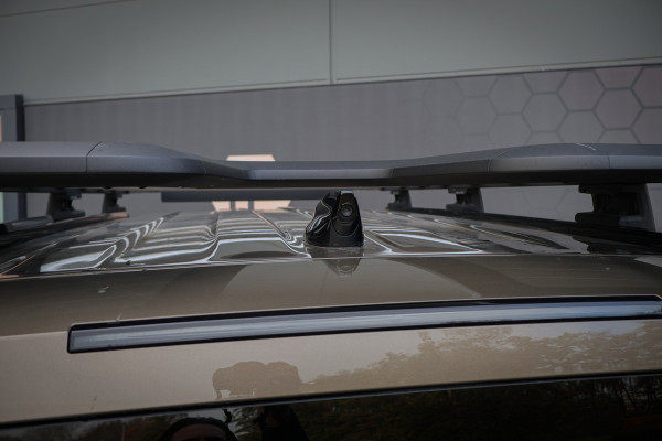 Land Rover Defender 110 P400e 110 SE | 22" | ADAPTIVE CRUISE | BLACK PACK | COMFORT PACK | COLD CLIMATE PACK | OFF-ROAD PACK | HEAD-UP | CLEARSIGHT