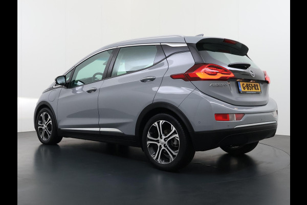 Opel Ampera-E Business executive 60 kWh Bose audio | Keyless | Dodehoek | Leer | Camera | Stoel- & stuurverwarming | 12 mnd BOVAG garantie |