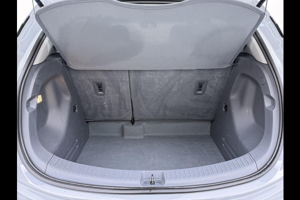 Opel Ampera-E Business executive 60 kWh Bose audio | Keyless | Dodehoek | Leer | Camera | Stoel- & stuurverwarming | 12 mnd BOVAG garantie |