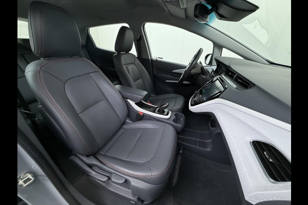 Opel Ampera-E Business executive 60 kWh Bose audio | Keyless | Dodehoek | Leer | Camera | Stoel- & stuurverwarming | 12 mnd BOVAG garantie |