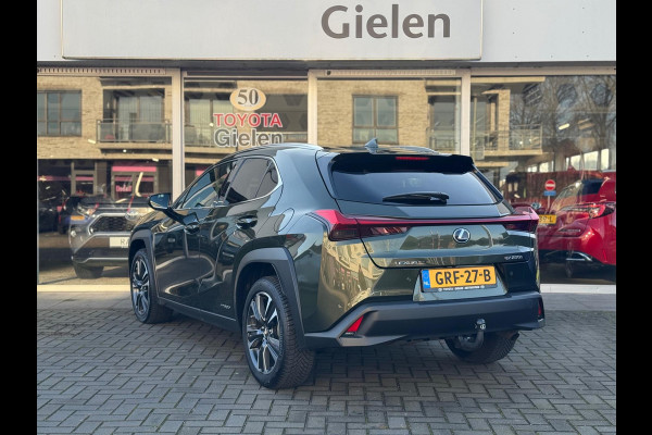 Lexus UX 250h Preference Line | Trekhaak, 18 inch, Keyless, Dodehoekherkenning, Parkeersensoren, Stoel + Stuurverwarming