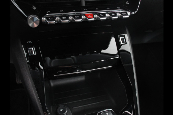 Peugeot e-208 EV Allure Pack 50 kWh Navigatie 3d Digitale Cockpit Camera Climate control Stoelverwarming