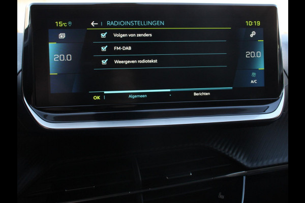 Peugeot e-208 EV Allure Pack 50 kWh Navigatie 3d Digitale Cockpit Camera Climate control Stoelverwarming