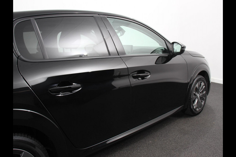 Peugeot e-208 EV Allure Pack 50 kWh Navigatie 3d Digitale Cockpit Camera Climate control Stoelverwarming