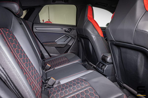 Audi Q3 Sportback TFSI RS|Pano|1eig|Miltek|Cam|RS-pakket