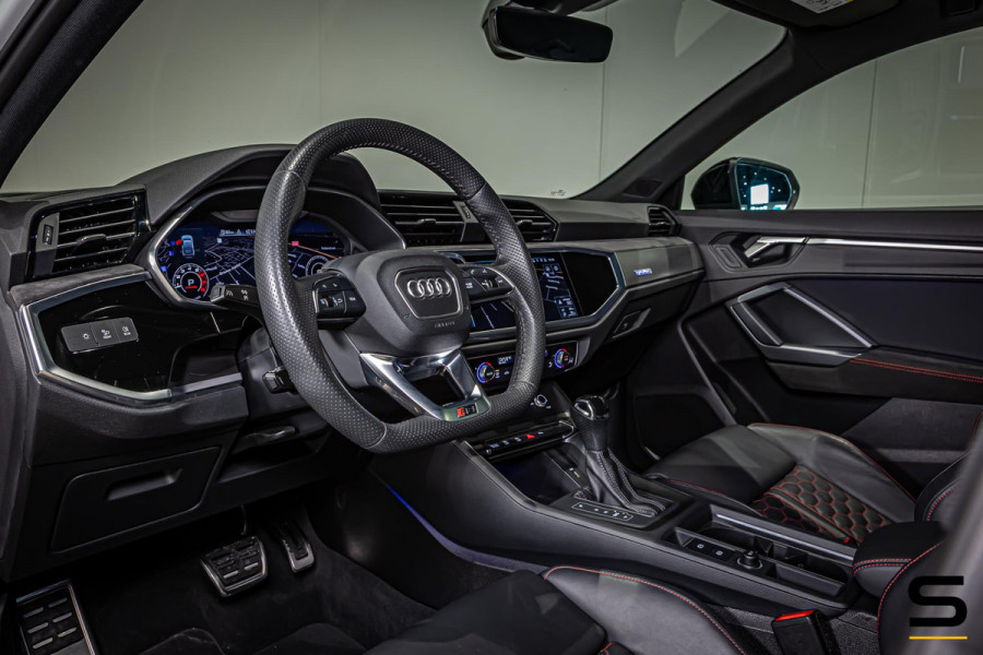 Audi Q3 Sportback TFSI RS|Pano|1eig|Miltek|Cam|RS-pakket