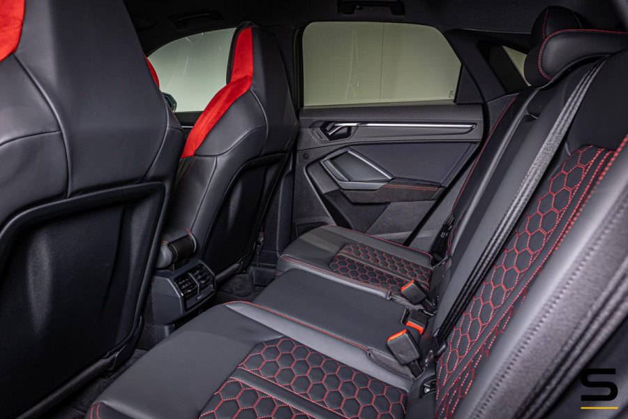 Audi Q3 Sportback TFSI RS|Pano|1eig|Miltek|Cam|RS-pakket