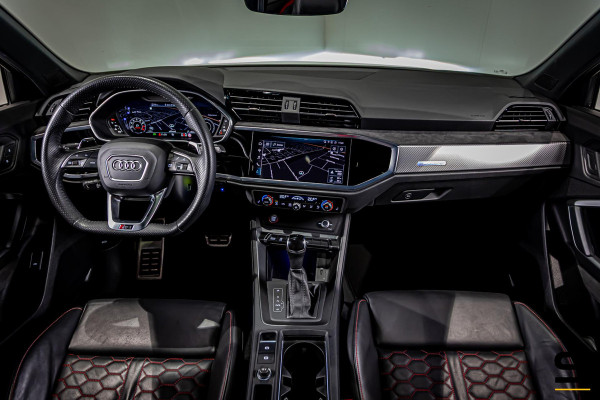 Audi Q3 Sportback TFSI RS|Pano|1eig|Miltek|Cam|RS-pakket