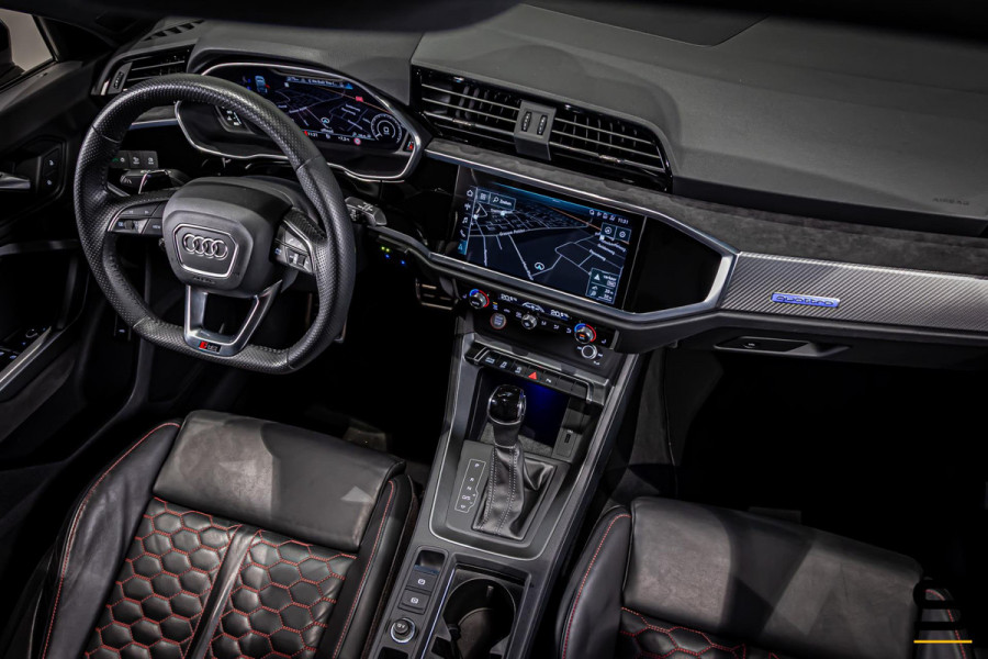 Audi Q3 Sportback TFSI RS|Pano|1eig|Miltek|Cam|RS-pakket
