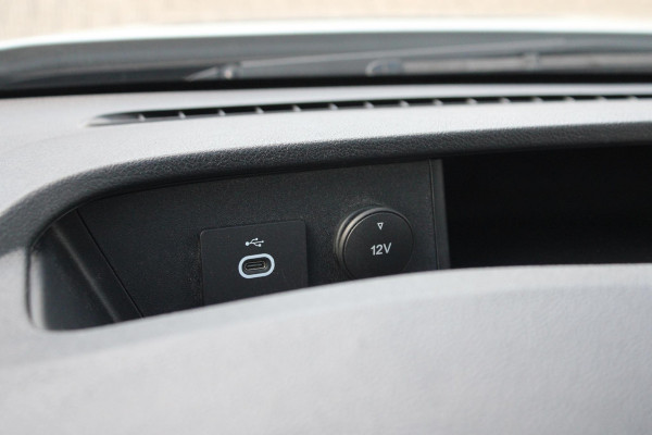 Ford E-Transit 350 L3H2 Trend 68 kWh | SCI | 184pk | Post NL Subco uitvoering | Power onboard | SYNC 4 Navigatie