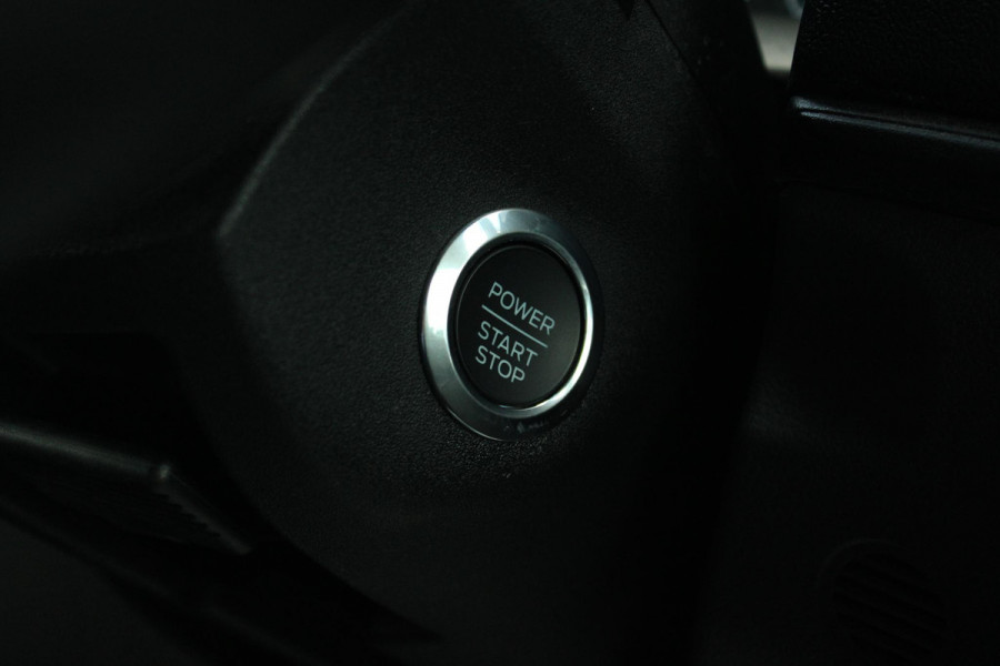 Ford E-Transit 350 L3H2 Trend 68 kWh | SCI | 184pk | Post NL Subco uitvoering | Power onboard | SYNC 4 Navigatie