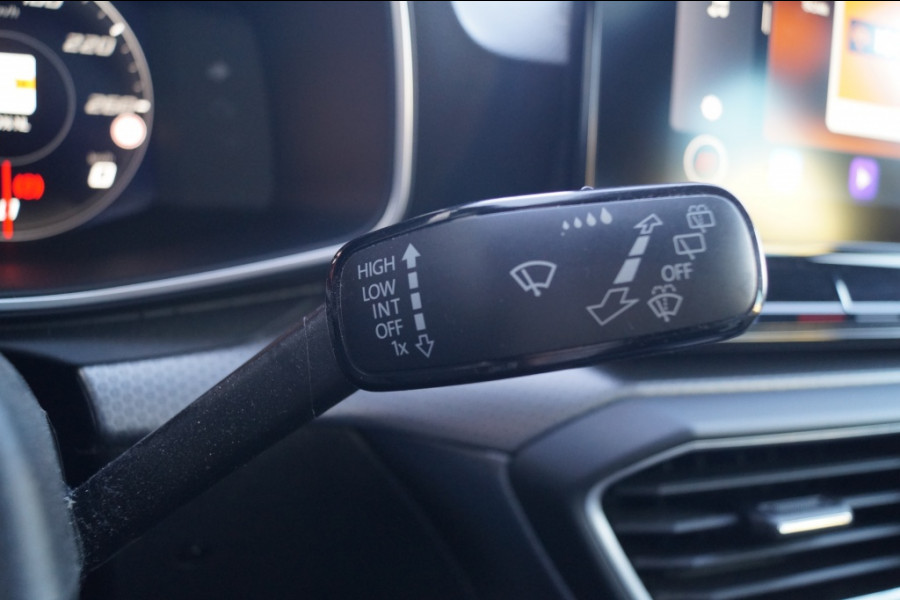 Seat Leon Sportstourer 1.0 TSI Style Business Intense -PANO-