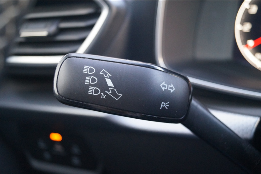 Seat Leon Sportstourer 1.0 TSI Style Business Intense -PANO-