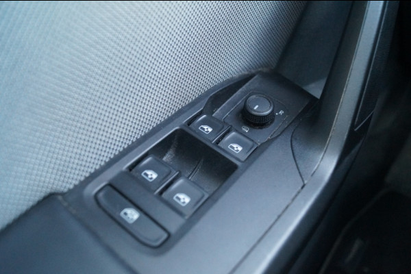 Seat Leon Sportstourer 1.0 TSI Style Business Intense -PANO-