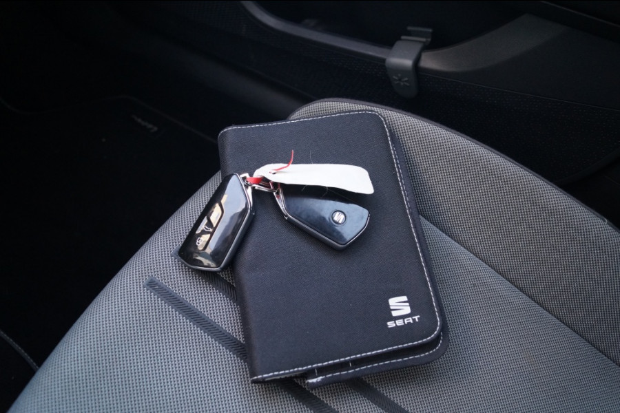 Seat Leon Sportstourer 1.0 TSI Style Business Intense -PANO-