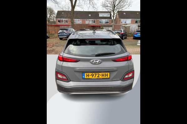 Hyundai Kona EV Comfort 64 kWh 204pk Adaptieve Cruise | Krell Audio | Achteruitrijcamera | Navigatie