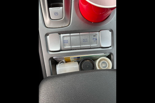 Hyundai Kona EV Comfort 64 kWh 204pk Adaptieve Cruise | Krell Audio | Achteruitrijcamera | Navigatie