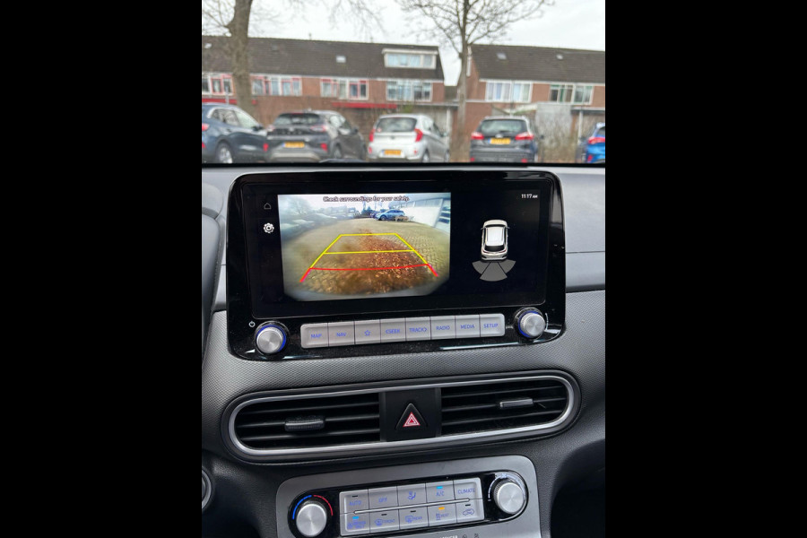 Hyundai Kona EV Comfort 64 kWh 204pk Adaptieve Cruise | Krell Audio | Achteruitrijcamera | Navigatie