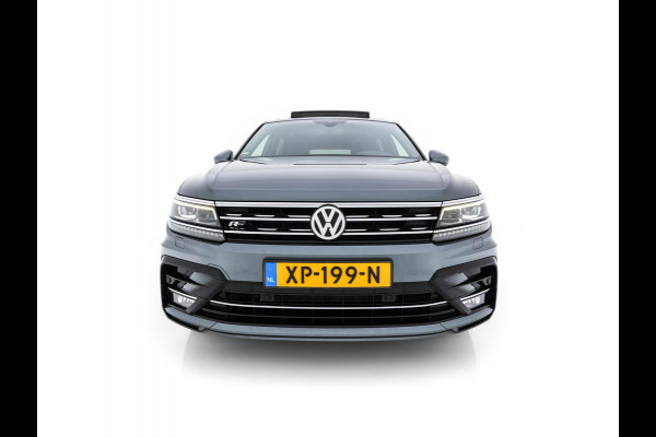 Volkswagen Tiguan Allspace 1.5 TSI R-line Highline Business (7-Pers.) (INCL-BTW) Aut * PANO | NAVI-FULLMAP | XENON | ALCANTARA | HEATED-ERGONOMIC-SPORTSEATS | KEYLESS | PRIVACY-GLASS | CAMERA | DAB | DIGI-COCKPIT | PDC | TOWBAR | ECC | 19"ALU*