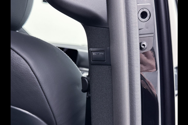 Mercedes-Benz V-Klasse 300d 4-MATIC Extra Lang AMG Avantgarde BPM-Vrij Dubbele Cabine 360 Graden Camera Elektrische Schuifdeuren Multibeam LED Adaptiev