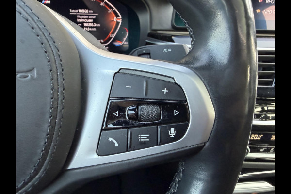 BMW 5 Serie 540d xDrive High Executive M-Sport | Panoramadak | 360* Camera | DAB | Elektrische Trekhaak |