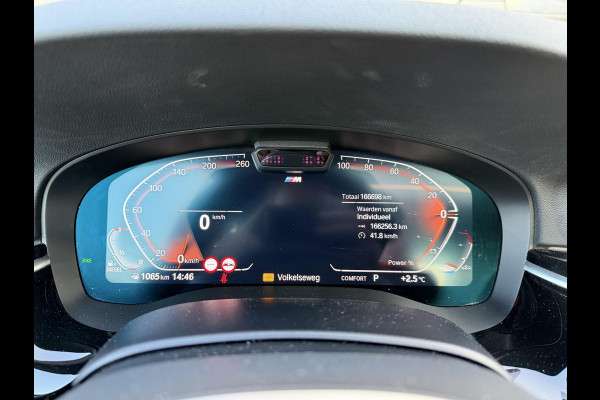 BMW 5 Serie 540d xDrive High Executive M-Sport | Panoramadak | 360* Camera | DAB | Elektrische Trekhaak |