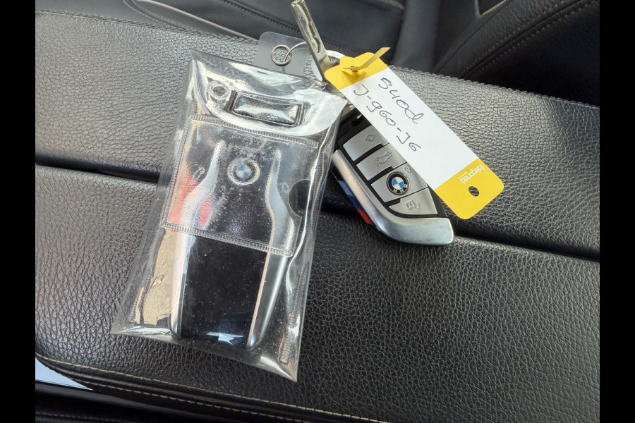 BMW 5 Serie 540d xDrive High Executive M-Sport | Panoramadak | 360* Camera | DAB | Elektrische Trekhaak |