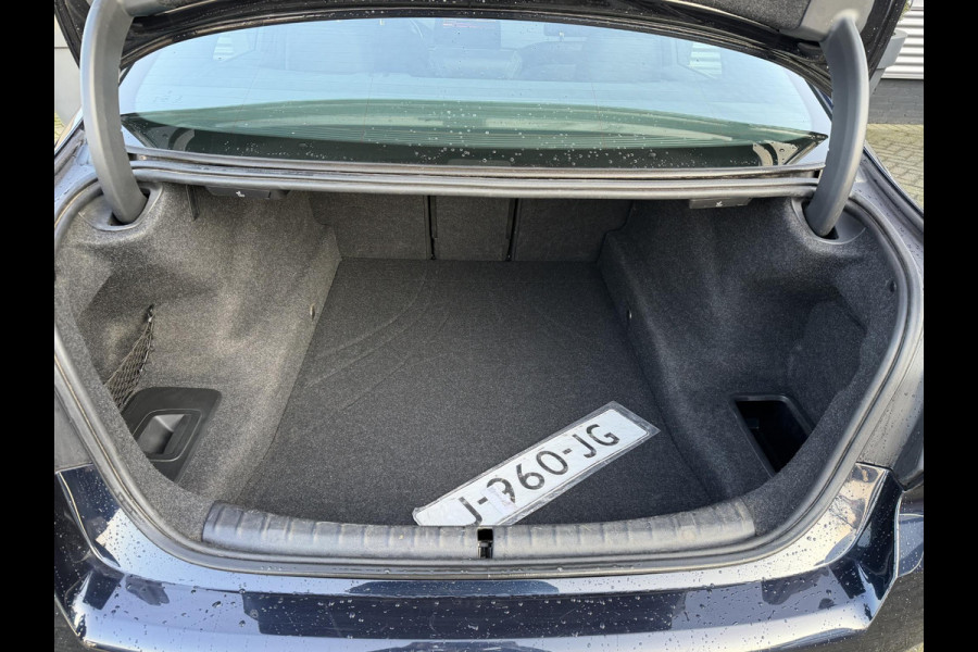 BMW 5 Serie 540d xDrive High Executive M-Sport | Panoramadak | 360* Camera | DAB | Elektrische Trekhaak |