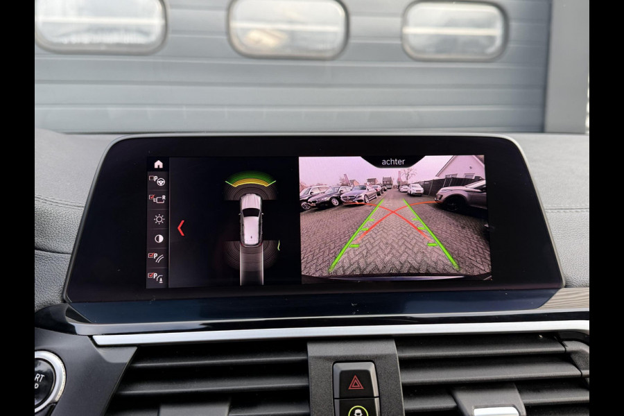 BMW X3 xDrive20i High Executive M-Sport | Camera | Navigatie | Head-Up Display | Elektrische Trekhaak | Elektrische Achterklep |