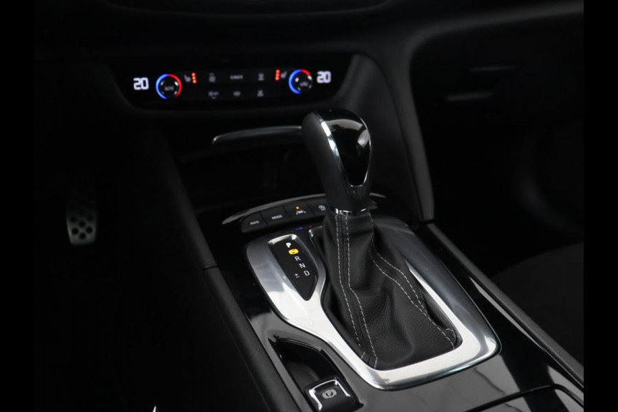 Opel Insignia 2.0 Turbo GSI 4X4 | 230pk | Origineel NL | Head-Up | Adaptive cruise | BOSE Sound | Stoelverwarming | Matrix LED | Camera | Alcantara | Carplay | Navigatie | Keyless | Stuurverwarming | 121.800km NAP