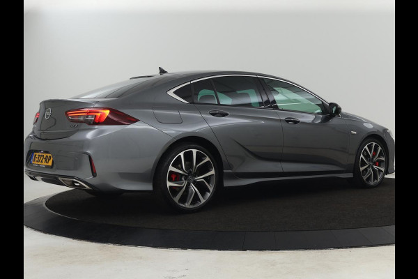 Opel Insignia 2.0 Turbo GSI 4X4 | 230pk | Origineel NL | Head-Up | Adaptive cruise | BOSE Sound | Stoelverwarming | Matrix LED | Camera | Alcantara | Carplay | Navigatie | Keyless | Stuurverwarming | 121.800km NAP