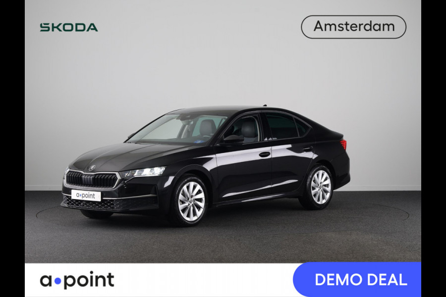 Škoda Octavia Hatchback Business Edition 1.5 TSI M-HEV 115pk DSG 115pk DSG | Private lease vanaf 731,-- | Parkeercamera | 17 inch Lichtmetalen velgen |  Verwarmbare voorstoelen | 13 inch display | Adaptieve Cruise Control