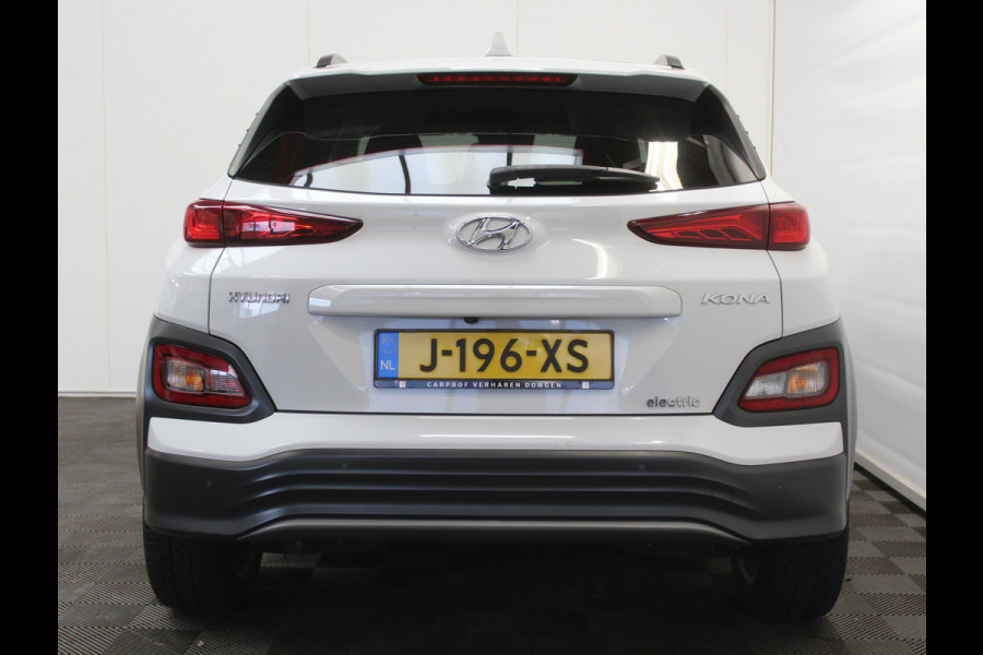 Hyundai Kona EV Fashion 64 kWh CLIMATE | ADAPCRUISE | CAMERA | CARPLAY | LMV17 | LED | DAB | HEAD-UP | NAVI | PDCA | 3FASE