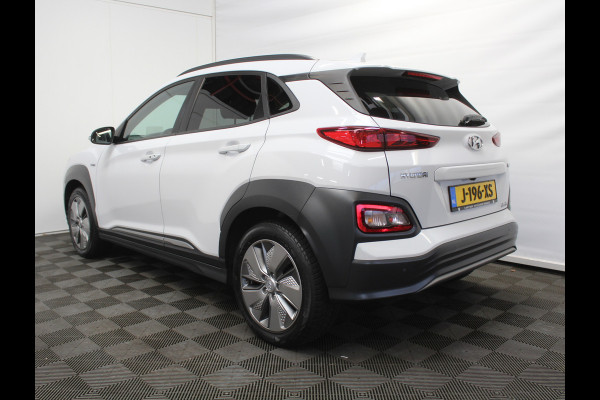 Hyundai Kona EV Fashion 64 kWh CLIMATE | ADAPCRUISE | CAMERA | CARPLAY | LMV17 | LED | DAB | HEAD-UP | NAVI | PDCA | 3FASE