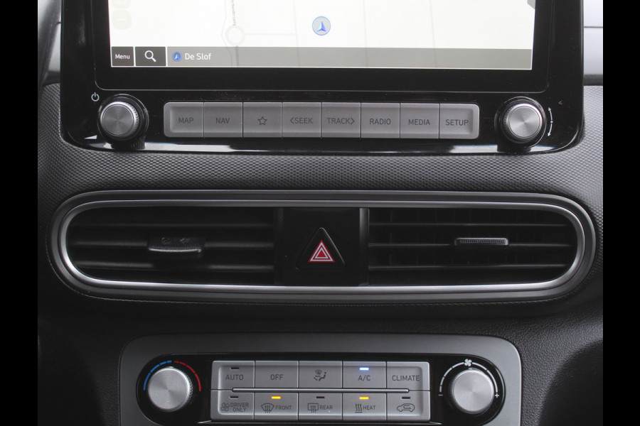 Hyundai Kona EV Fashion 64 kWh CLIMATE | ADAPCRUISE | CAMERA | CARPLAY | LMV17 | LED | DAB | HEAD-UP | NAVI | PDCA | 3FASE