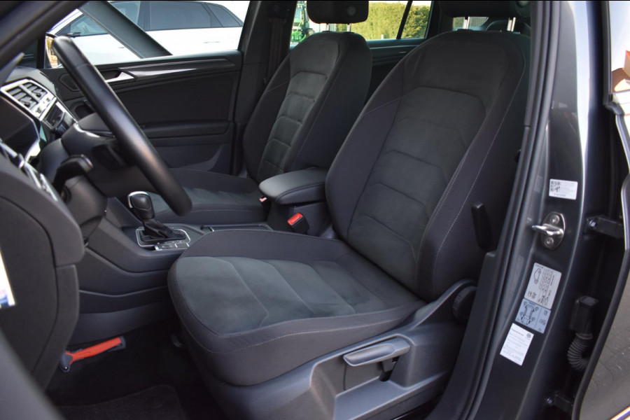 Volkswagen Tiguan 1.5 TSI ACT R-Line | TREKHAAK | NAP | APPLE CARPLAY | ANDROID AUTO | ADAPT. CRUISE CONTROLE | VIRTUAL COCKPIT