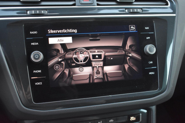 Volkswagen Tiguan 1.5 TSI ACT R-Line | TREKHAAK | NAP | APPLE CARPLAY | ANDROID AUTO | ADAPT. CRUISE CONTROLE | VIRTUAL COCKPIT