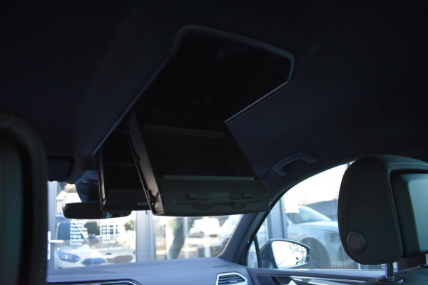 Volkswagen Tiguan 1.5 TSI ACT R-Line | TREKHAAK | NAP | APPLE CARPLAY | ANDROID AUTO | ADAPT. CRUISE CONTROLE | VIRTUAL COCKPIT