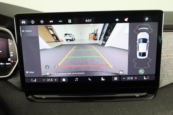 Škoda Octavia Hatchback Business Edition 1.5 TSI M-HEV 115pk DSG 115pk DSG | Private lease vanaf 731,-- | Parkeercamera | 17 inch Lichtmetalen velgen |  Verwarmbare voorstoelen | 13 inch display | Adaptieve Cruise Control