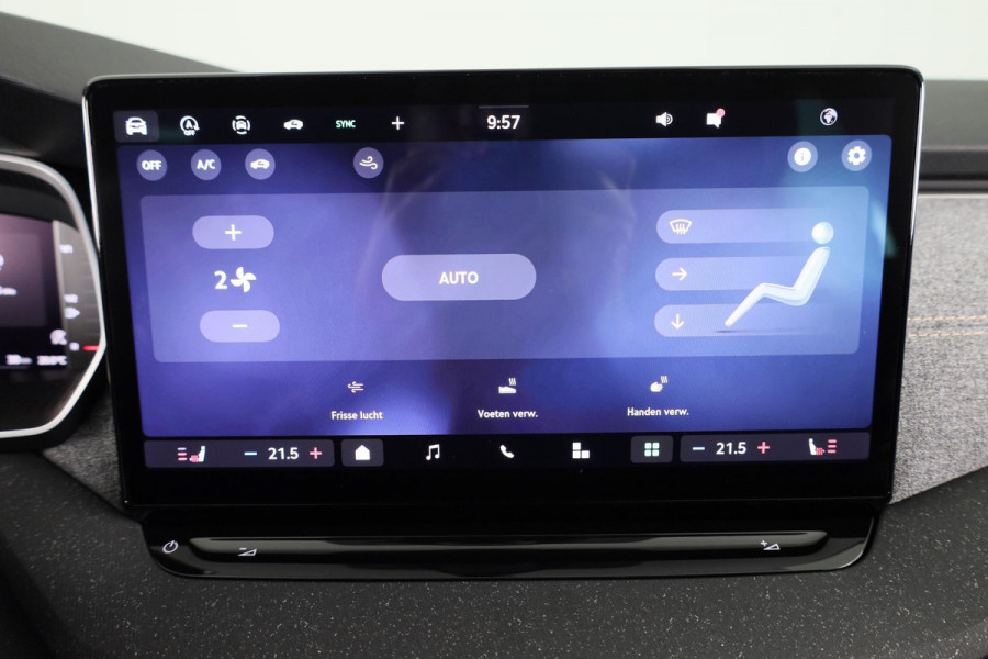 Škoda Octavia Hatchback Business Edition 1.5 TSI M-HEV 115pk DSG 115pk DSG | Private lease vanaf 731,-- | Parkeercamera | 17 inch Lichtmetalen velgen |  Verwarmbare voorstoelen | 13 inch display | Adaptieve Cruise Control