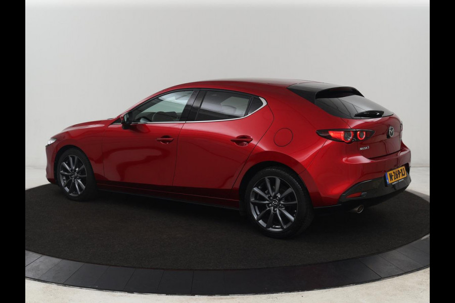 Mazda 3 2.0 e-SkyActiv-G Sportive | Head-Up | Stoelverwarming | Adaptive cruise | Camera | Carplay | Stuurverwarming | Navigatie | Climate control | Bluetooth | Parkeerhulp | Full LED