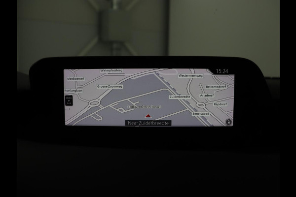 Mazda 3 2.0 e-SkyActiv-G Sportive | Head-Up | Stoelverwarming | Adaptive cruise | Camera | Carplay | Stuurverwarming | Navigatie | Climate control | Bluetooth | Parkeerhulp | Full LED