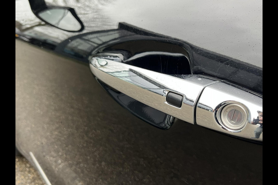 Kia Niro 1.6 GDi PHEV ExecutiveLine Plug-in Hybride | Schuifdak | Leder | Elektrische Stoelen | Stoelventilatie & Verwarming | Stuurwielverwarming | JBL | Afn. Trekhaak | GOED ONDERHOUDEN | GELEVERD INCLUSIEF 12 MND BOVAG GARANTIE |