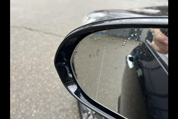 Kia Niro 1.6 GDi PHEV ExecutiveLine Plug-in Hybride | Schuifdak | Leder | Elektrische Stoelen | Stoelventilatie & Verwarming | Stuurwielverwarming | JBL | Afn. Trekhaak | GOED ONDERHOUDEN | GELEVERD INCLUSIEF 12 MND BOVAG GARANTIE |